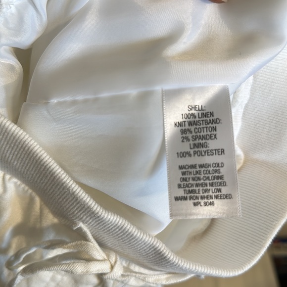 JM Collection Women’s White Pants. - Picture 10 of 10